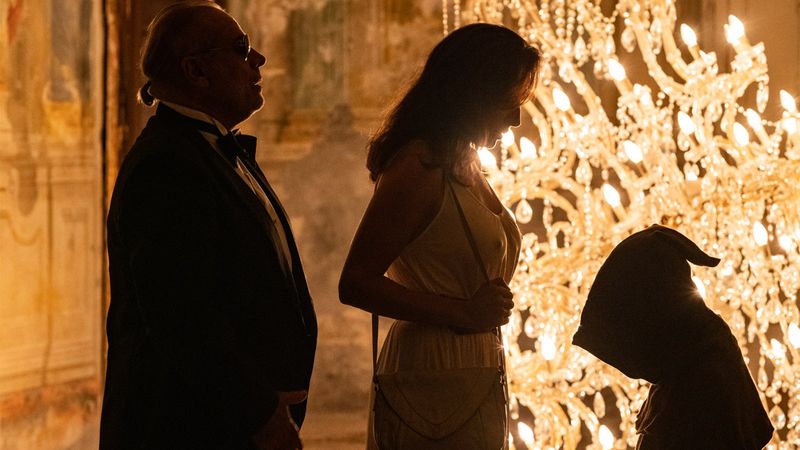 To była ręka boga (2021) - recenzja filmu [Netflix]. O poszukiwaniu artystycznej duszy, z Maradoną w tle