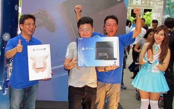 Podczas premiery PlayStation 4 w Singapurze rozdano wiele wyśmienitych prezentów