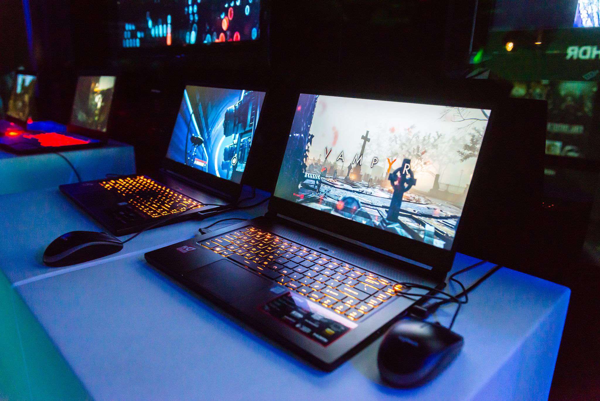 Monitory 4K z HDR i nowe laptopy dla graczy - Nvidia prezentuje nowy sprzęt