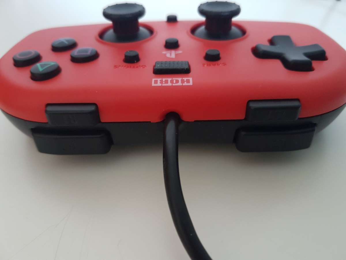Mini Wired Gamepad od HORI dla PlayStation 4 – recenzja sprzętu