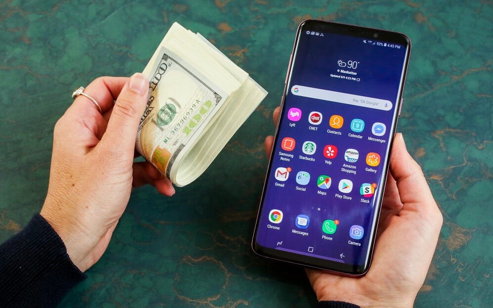Samsung / Money