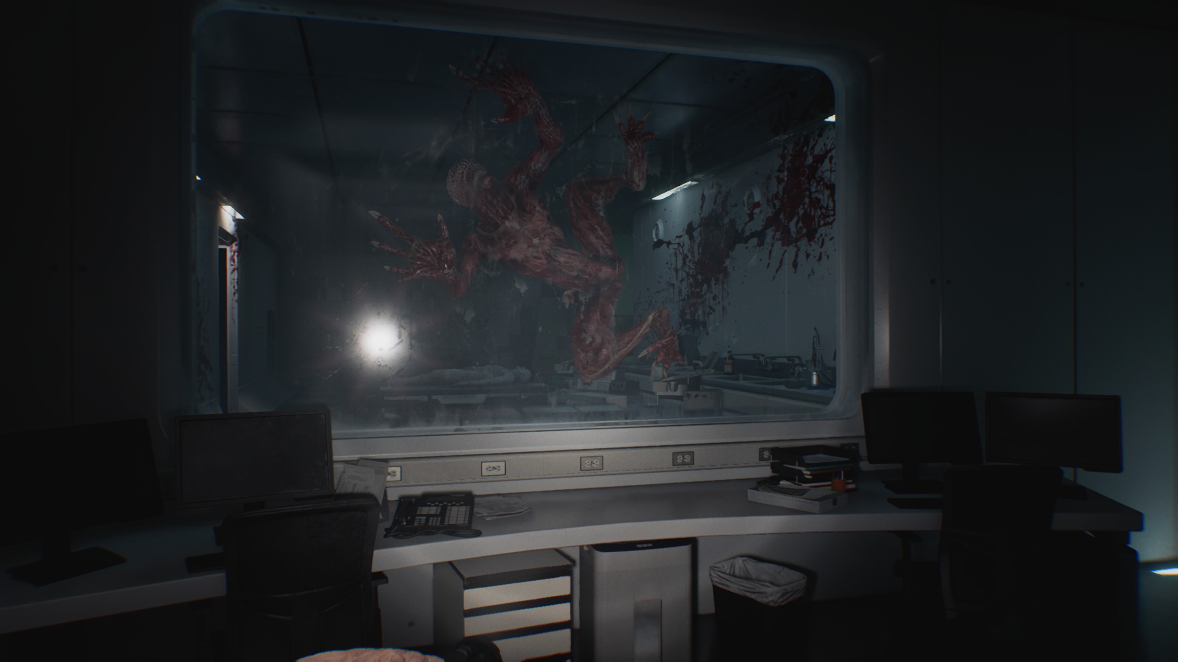 Resident Evil Requiem - Grace: dolne poziomy ARK, dźwig, Licker, Lizacz, karta magnetyczna, westybul, sfery