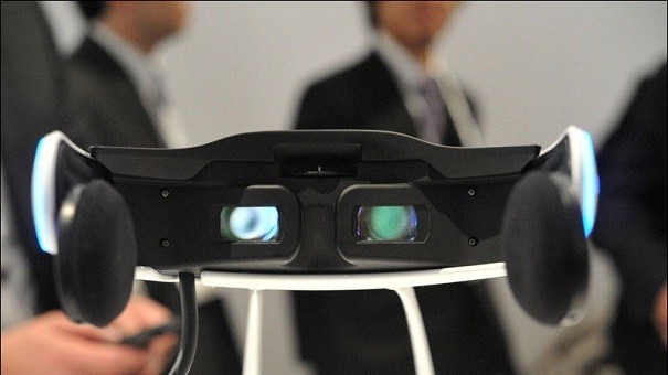 Sony zachwala swój "hełm 3D"