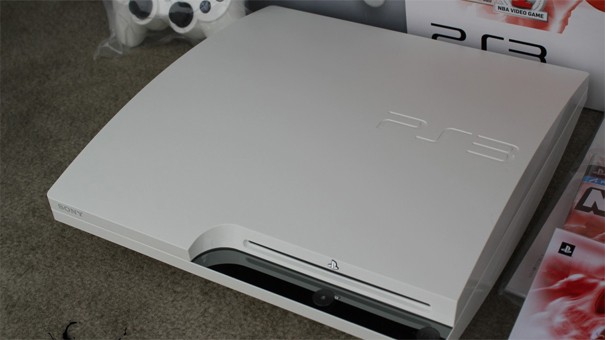 Białe PlayStation 3 już w Polsce!