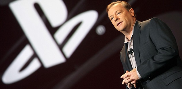 Jack Tretton broni PlayStation Vita
