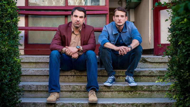 Trefny Szmal (2020) – recenzja serialu [HBO]. Jak kraść, to miliony