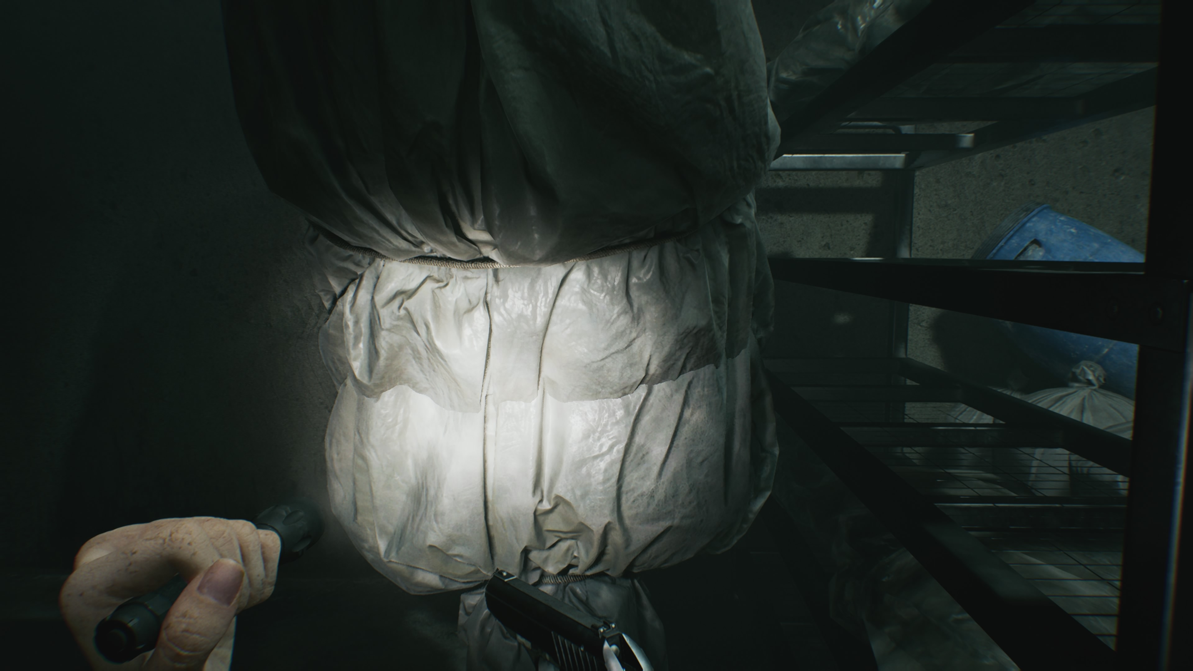 Resident Evil Requiem - Grace: klucz nasadowy, kotłownia, przetwórnia, wózek widłowy, zawór, ciała, winda