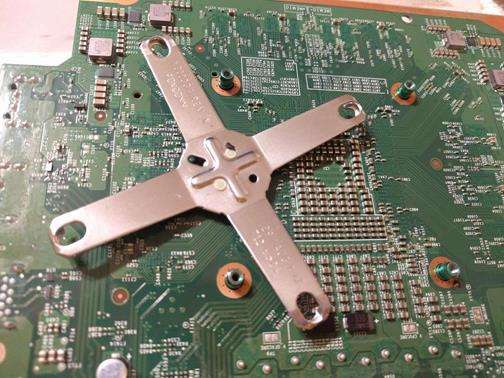 Microsoft próbuje pstryknąć w nos Sony - o ulepszaniu gier i nie tylko