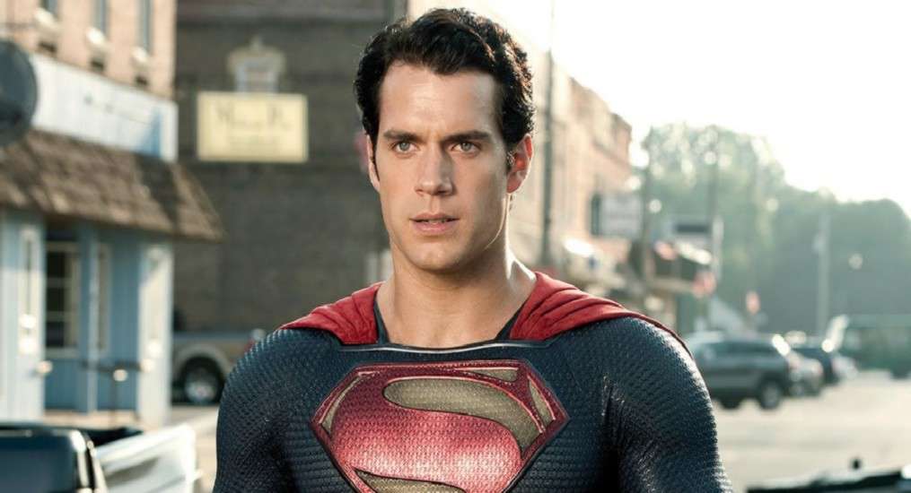 Henry Cavill nie kończy przygody z Supermanem