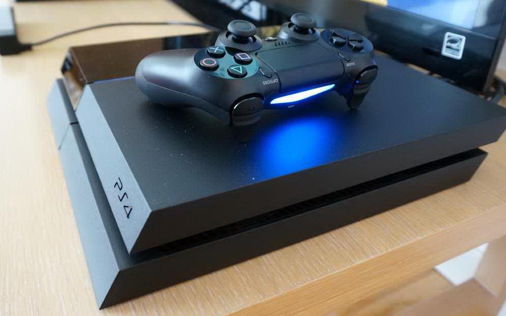 Sony szykuje nowe modele PlayStation 4 – konsola dorobi się dysku twardego 1 TB
