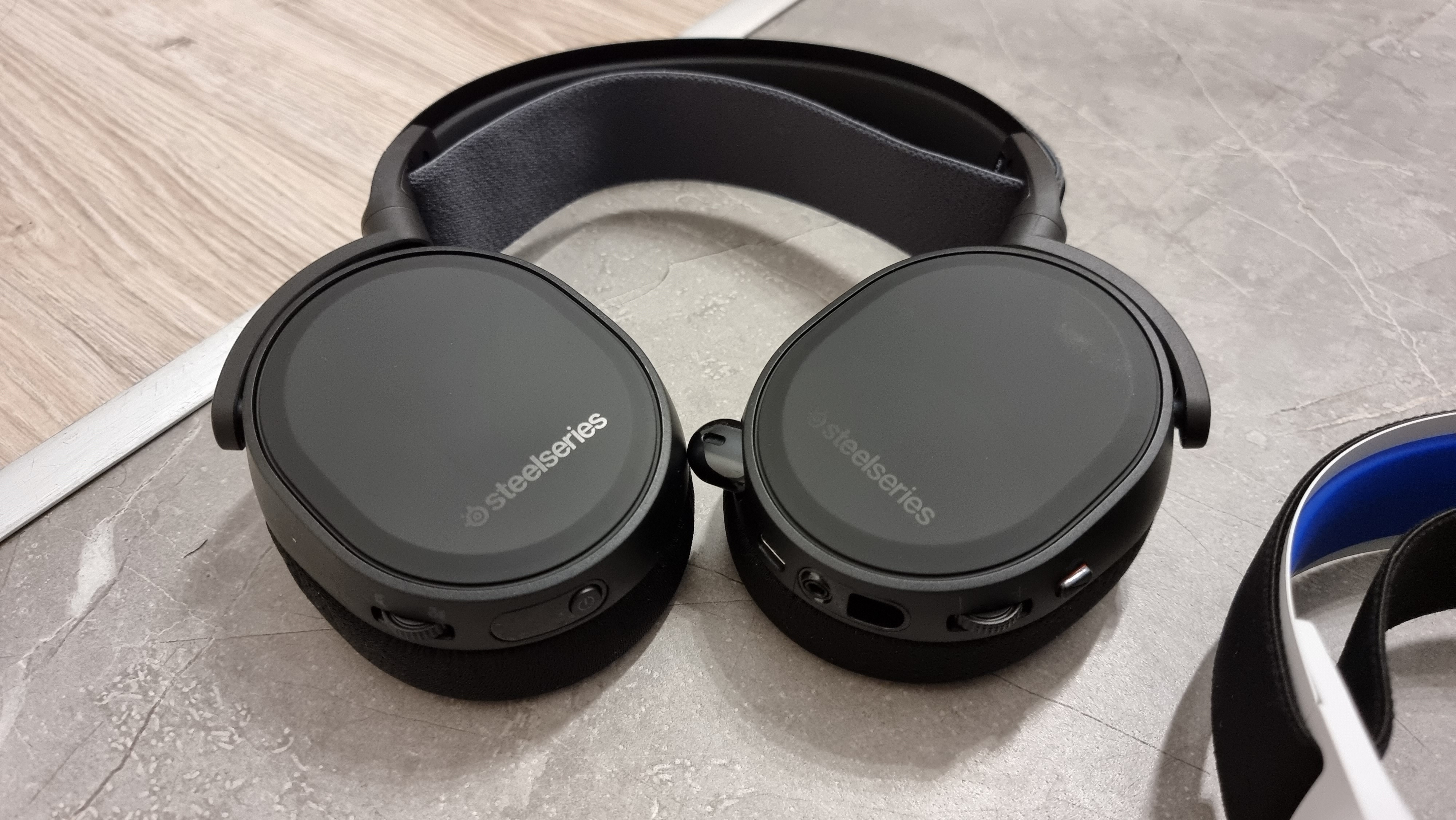 Arctis 7+