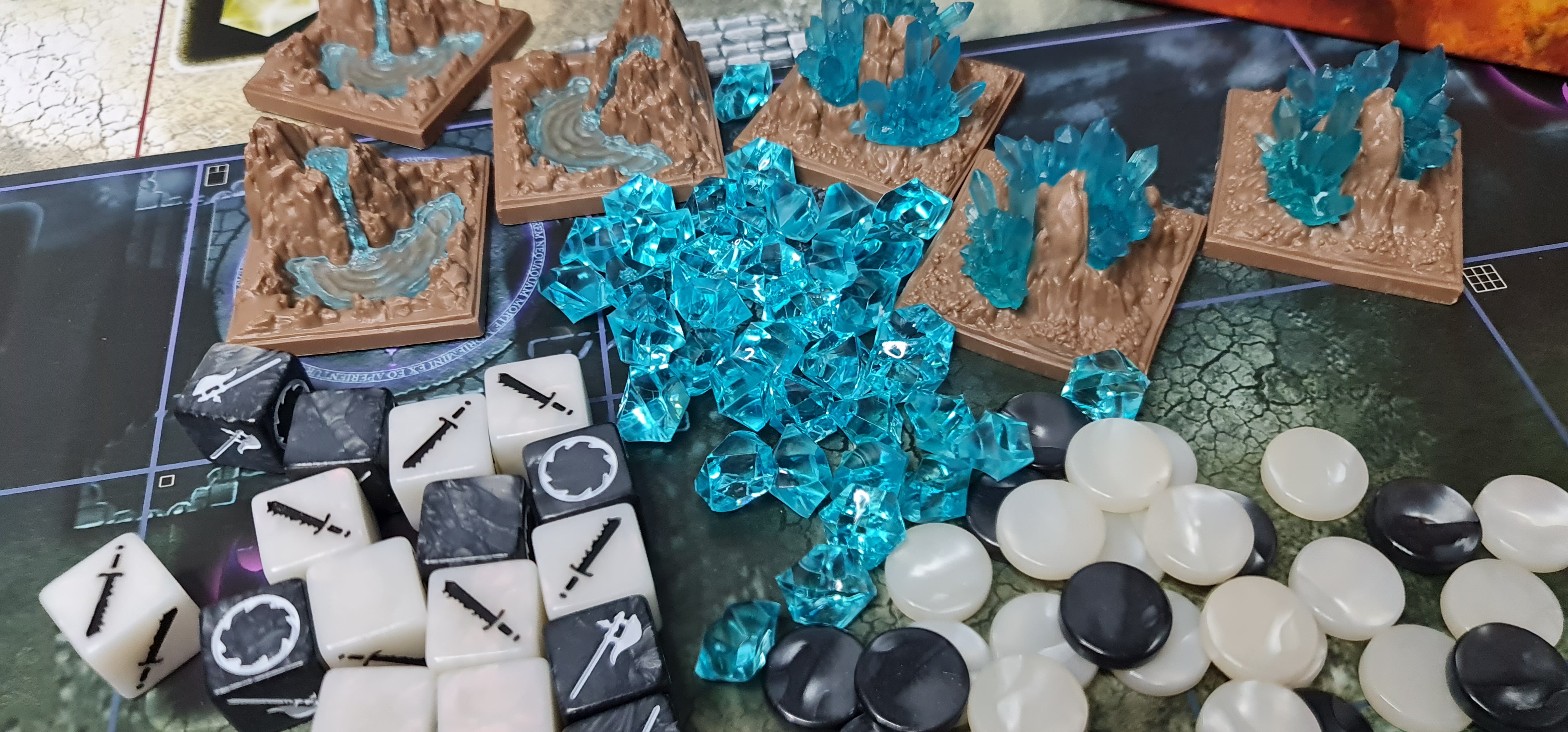 Gniew Aniołów – recenzja i opinia o grze planszowej [Rebel]. Zasoby