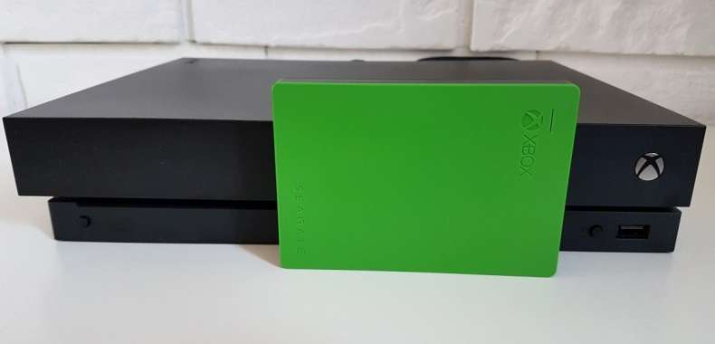 Xbox One X przenoszenie zawartości z Xbox One / Xbox One S