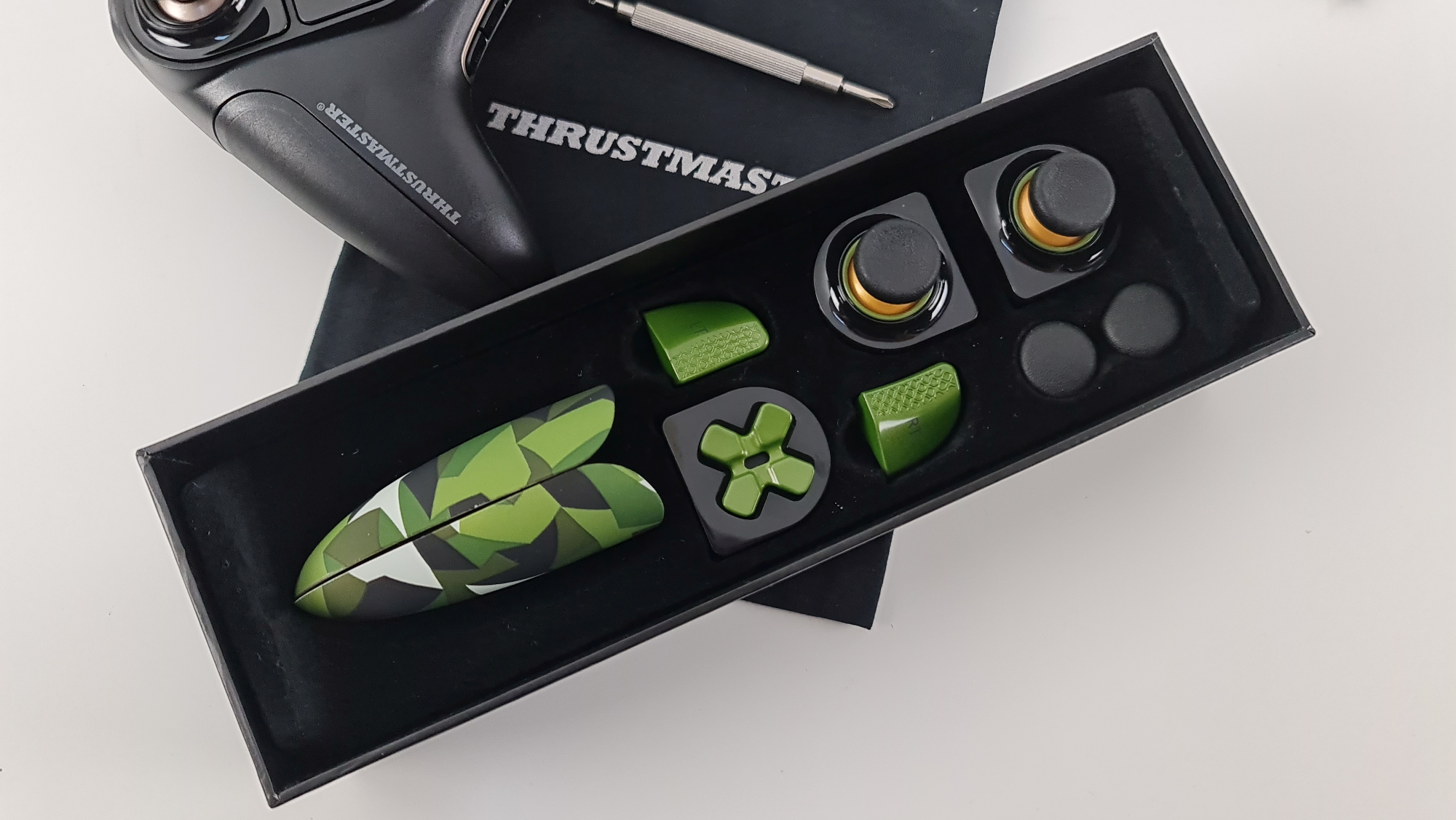 Thrustmaster eSWAP X Pro - recenzja i opinia o sprzęcie [XSX, XOne, PC] #7