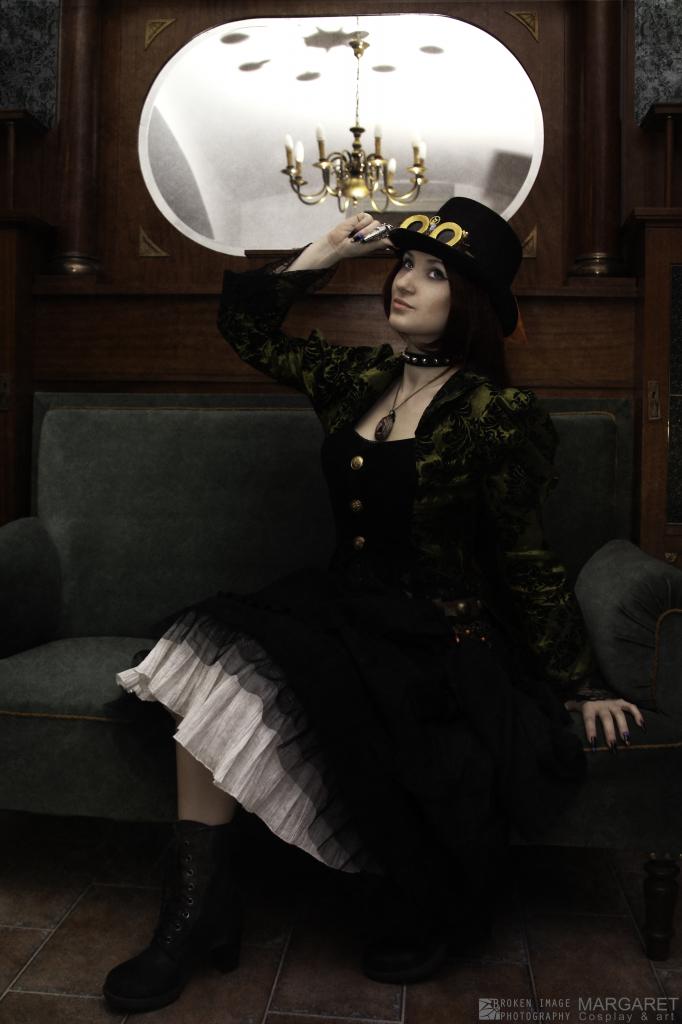 Steampunk - projekt autorstwa Margaret. Zdjęcie: Broken Image Graphic and Photography