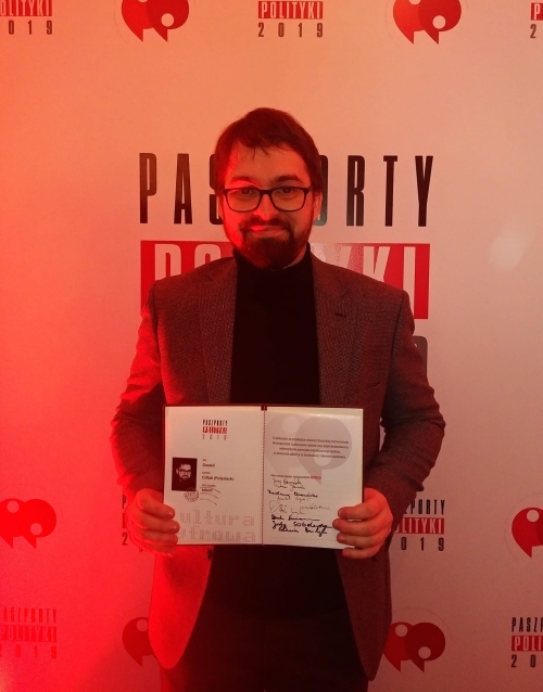 We. The Revolution z Paszportem Polityki. Dawid Ciślak z prestiżową nagrodą