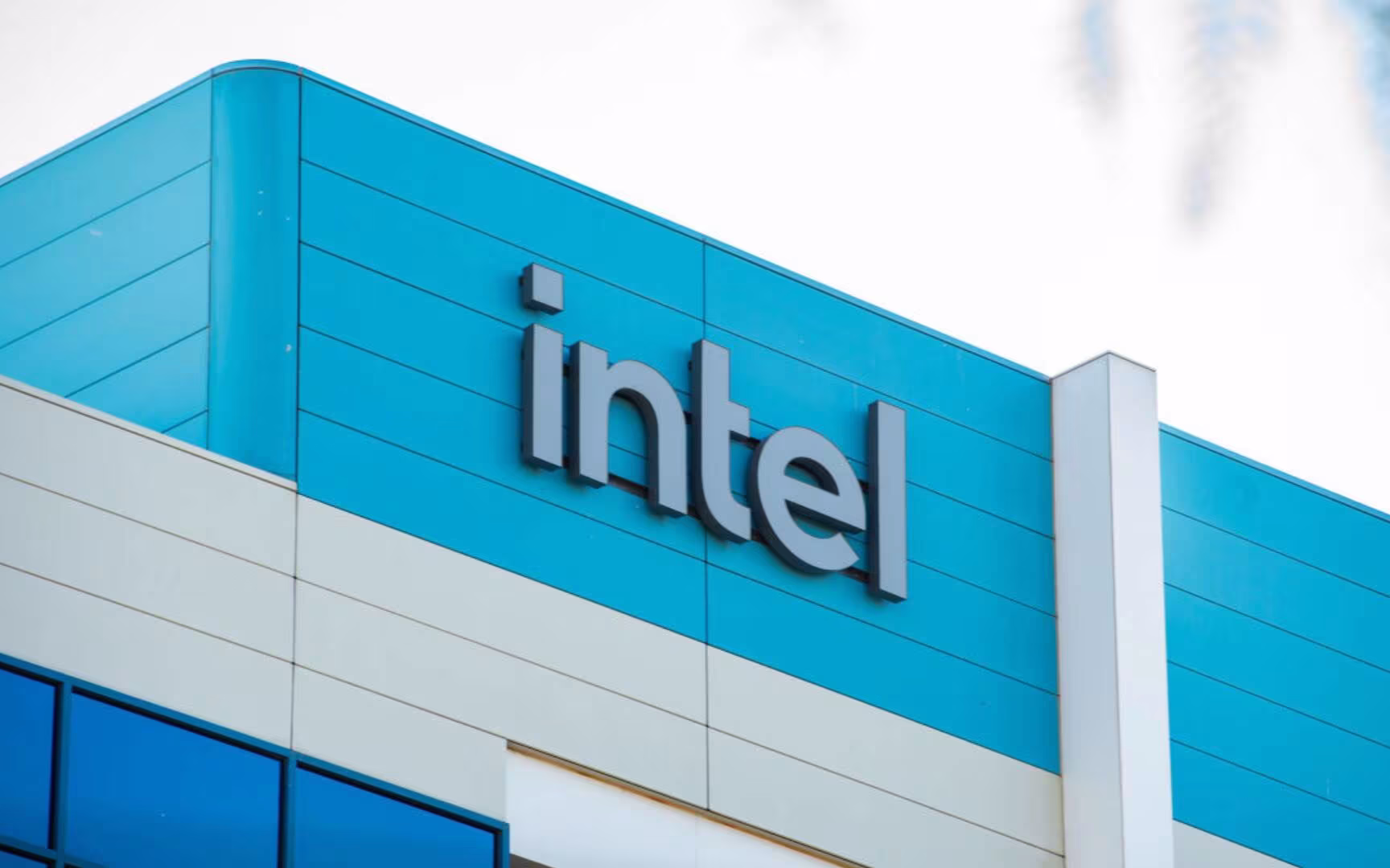 Największy problem Intela to: 