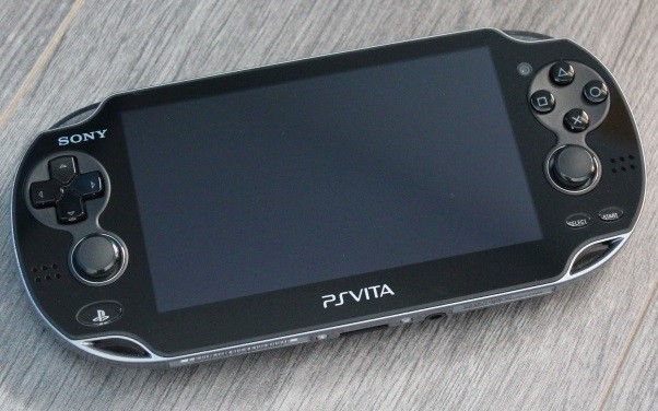 Sony nie zamierza obniżyć ceny starego modelu PlayStation Vita