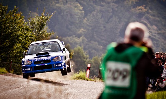 WRC Powerslide wjeżdża bokiem na rynek
