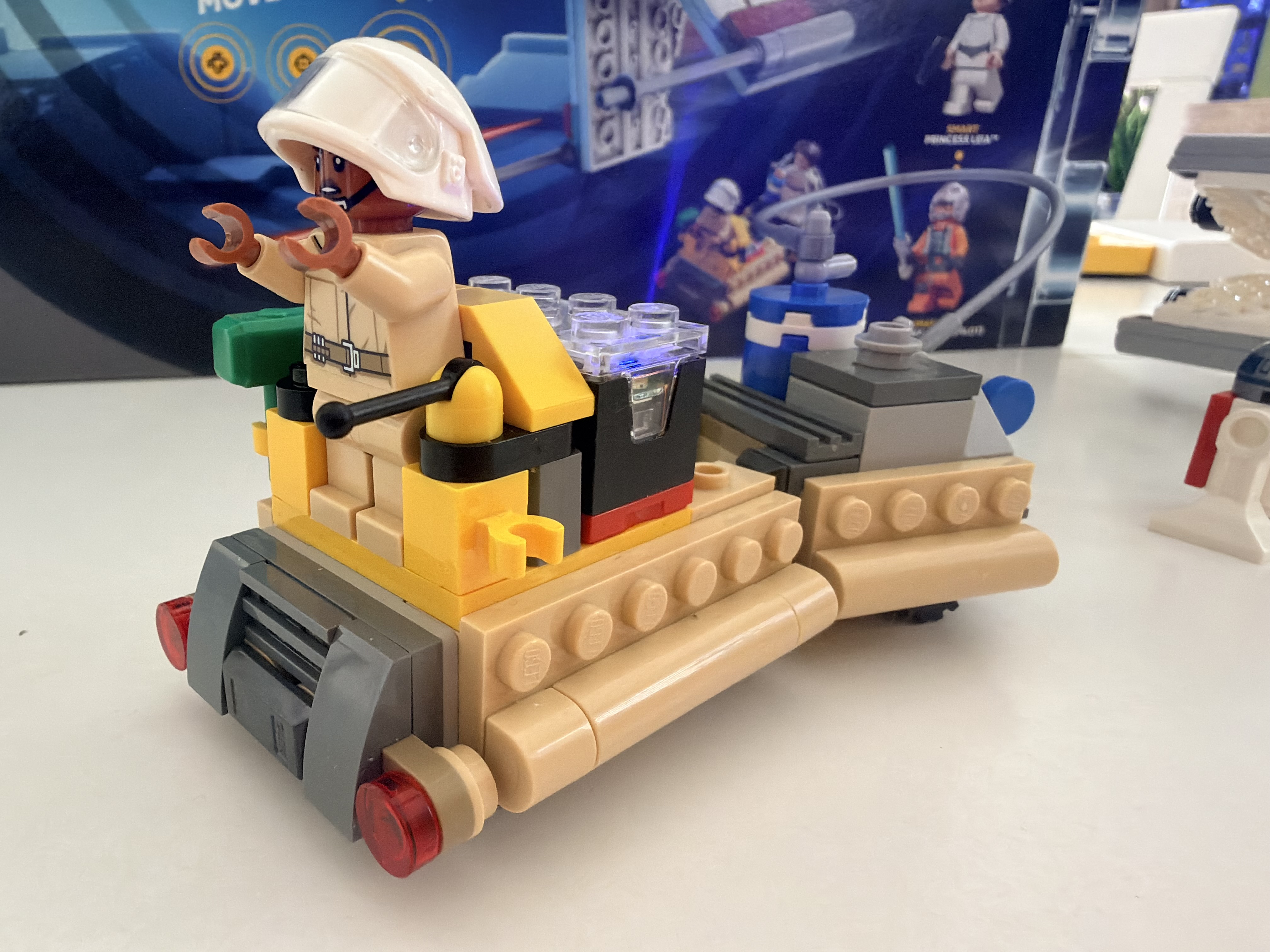 LEGO SMART PLAY