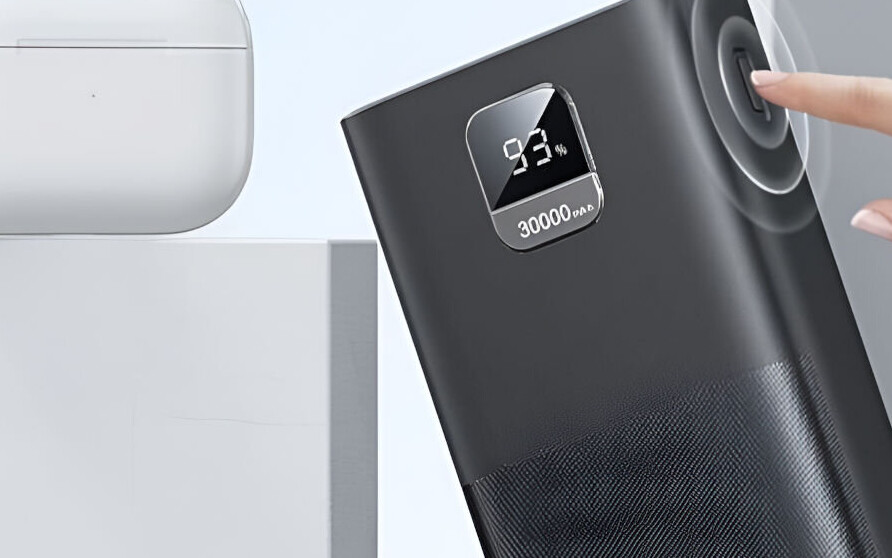 Ogromny powerbank USAMS z 30 000 mAh, 65W, kablem USB-C 100W za 169 zł (rabat 60 zł)