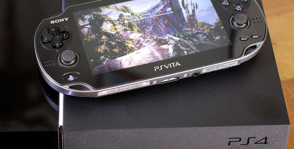 PS4 pożyje jeszcze 3 lata. Sony szuka pomysłu na Vitę
