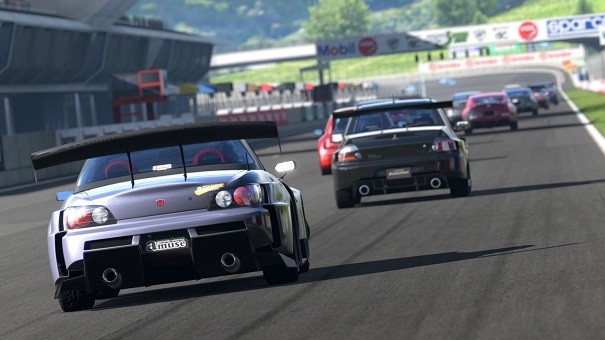 Kup Gran Turismo 5: Academy Edition i ścigaj się na torze Silverstone!