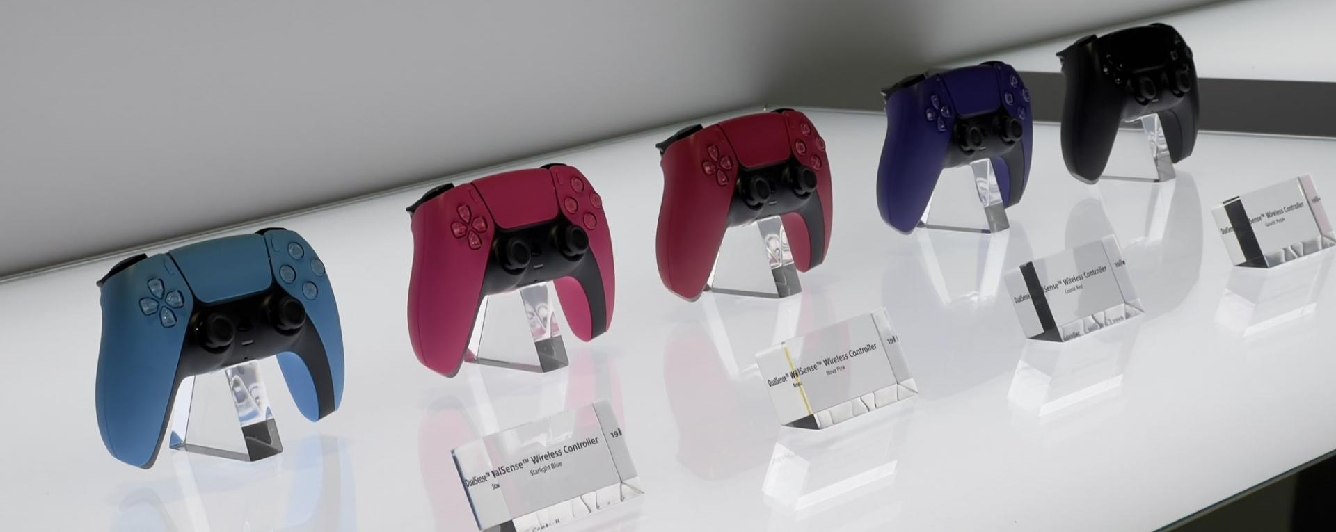 PS5 i DualSense w nowych kolorach. Pierwsze zdjęcia pokazują sprzęt w rzeczywistości