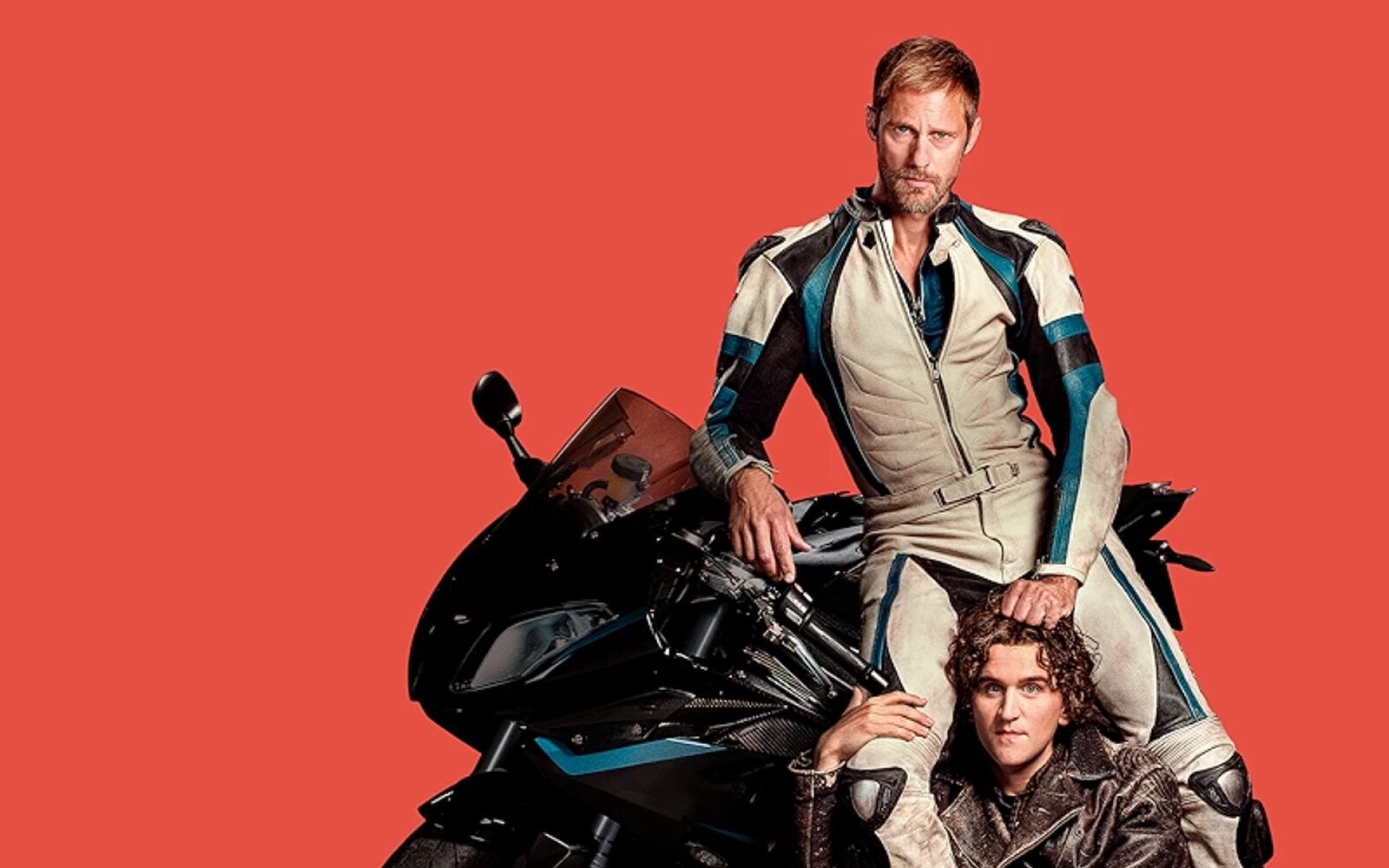 Pillion (2025) – recenzja filmu [VOD]. Pięćdziesiąt twarzy Raya