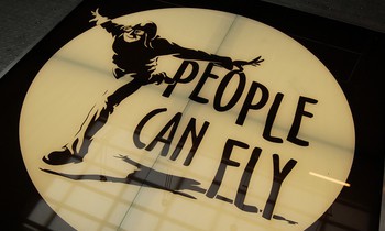 Wycieczka po siedzibie People Can Fly