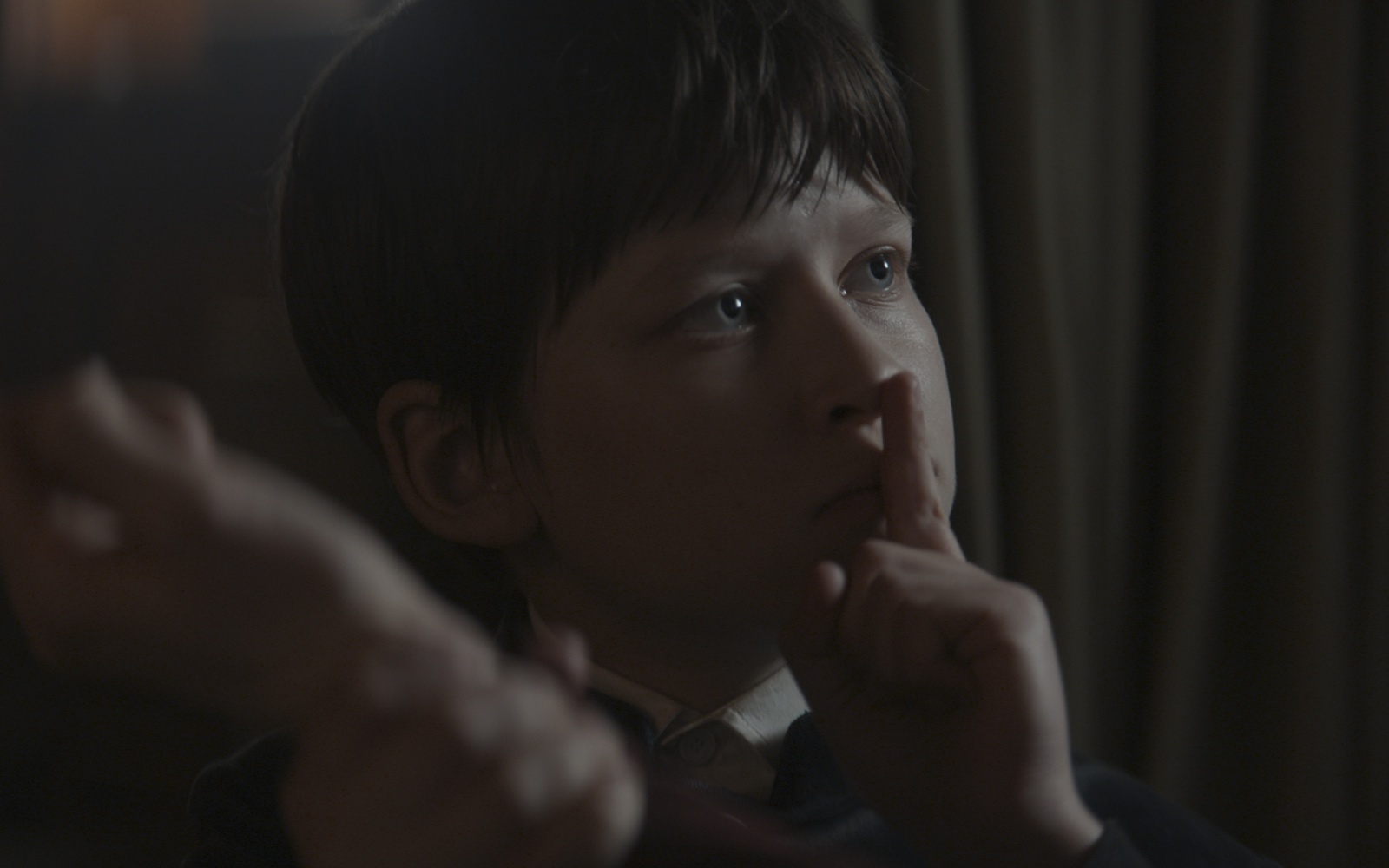 1899 (2022) – recenzja i opinia o serialu [Netflix]. Chłopiec znaleziony na statku