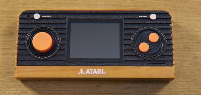 Atari Retro Handheld oficjalnie! Znamy cenę, datę premiery i gry