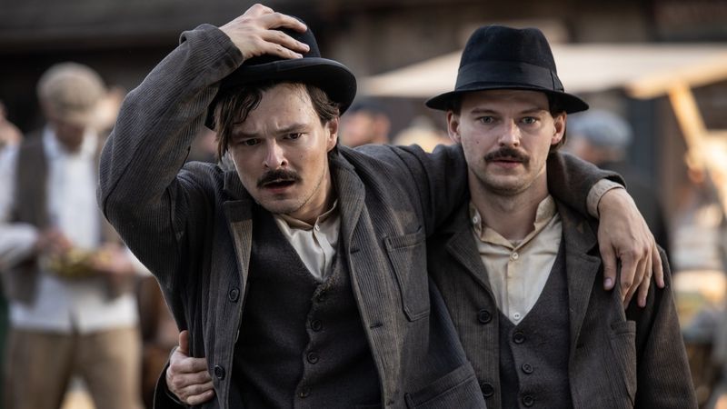 Magnezja (2020) – recenzja filmu [Kino Świat]. Bracia, bękarty, babochłopy i podkopy