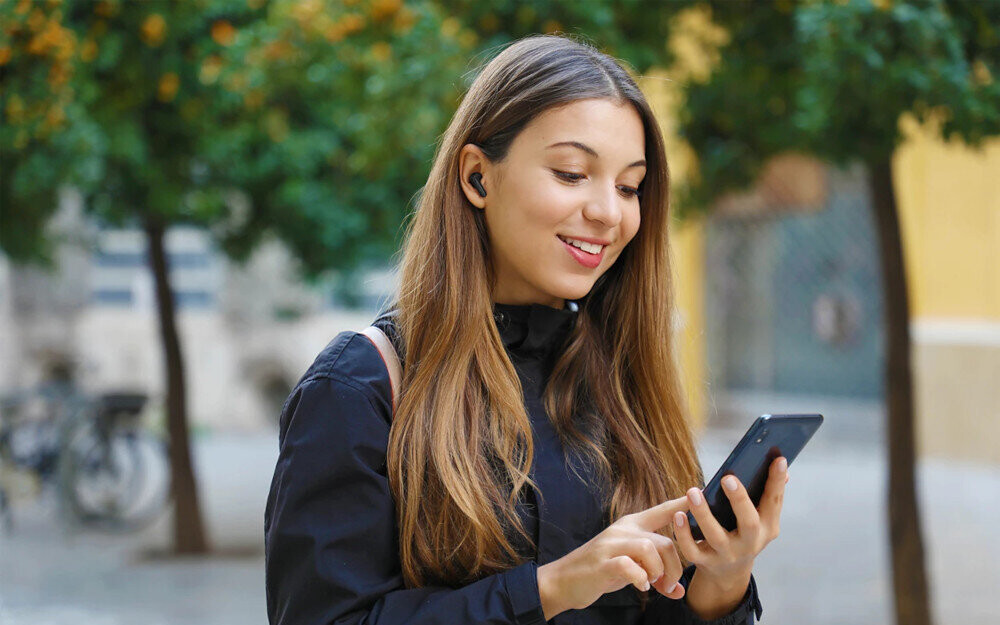 Oferta dnia na słuchawki dokanałowe Philips TAT do 15h grania za 69 zł (rabat 60 zł)