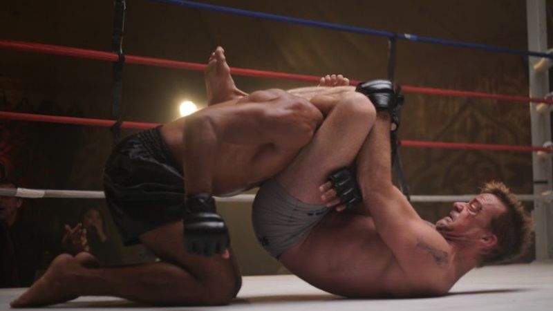 Urodzony mistrz (2021) - recenzja filmu [HBO]. Wojownik starej daty