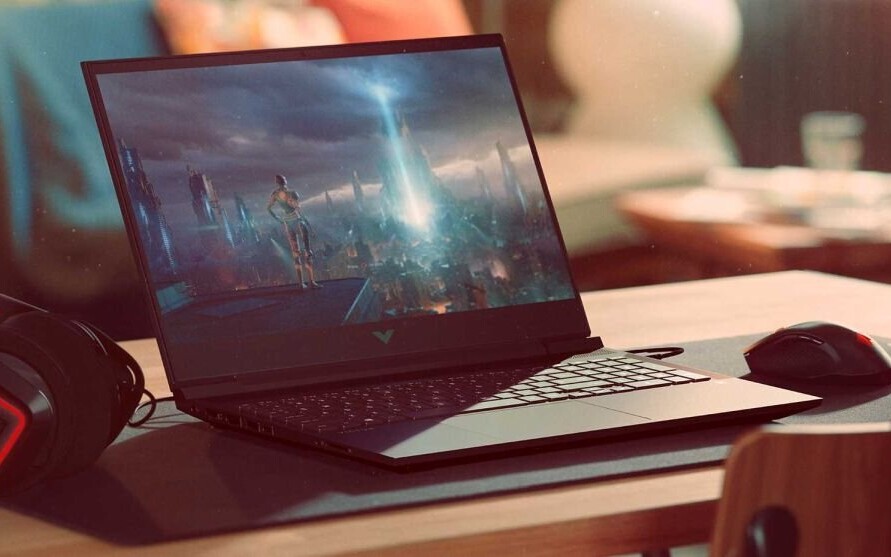Laptop z RTX 4070, 16,1