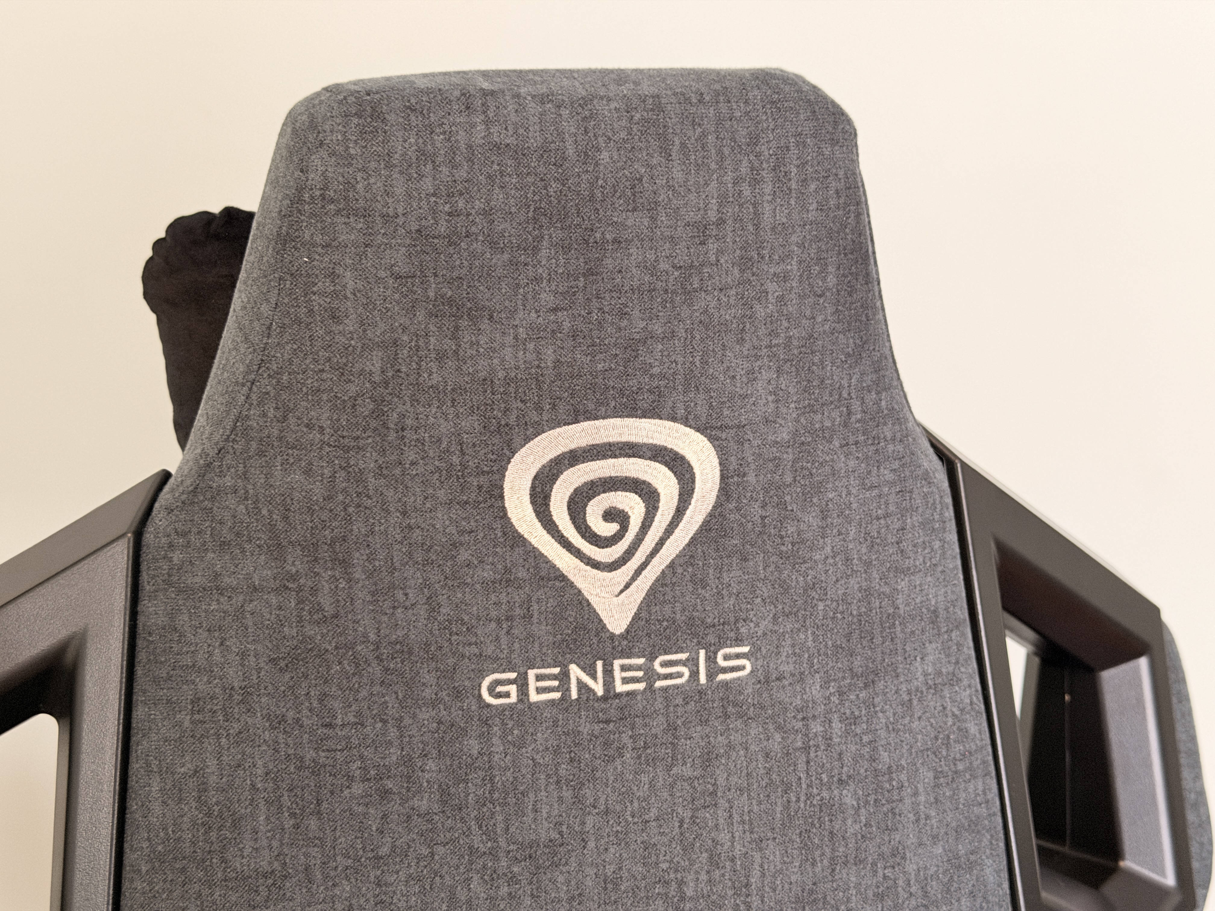 Genesis fotel