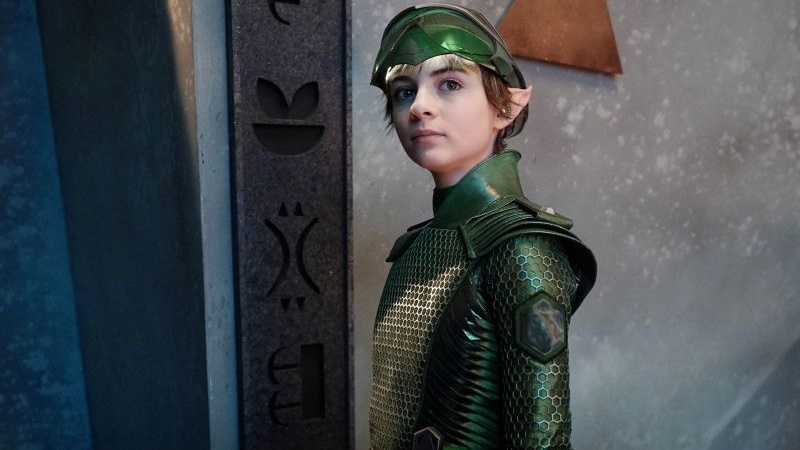 Artemis Fowl – recenzja filmu. Nie pomogą mu ciemne okulary i garnitur