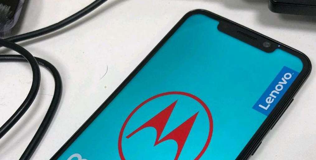Motorola One Power będzie miała wcięcie w ekranie