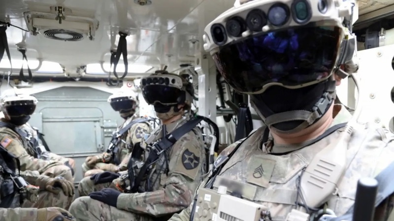 Microsoft wyposaży amerykańską armię w gogle HoloLens. Umowa zapewni olbrzymi zysk