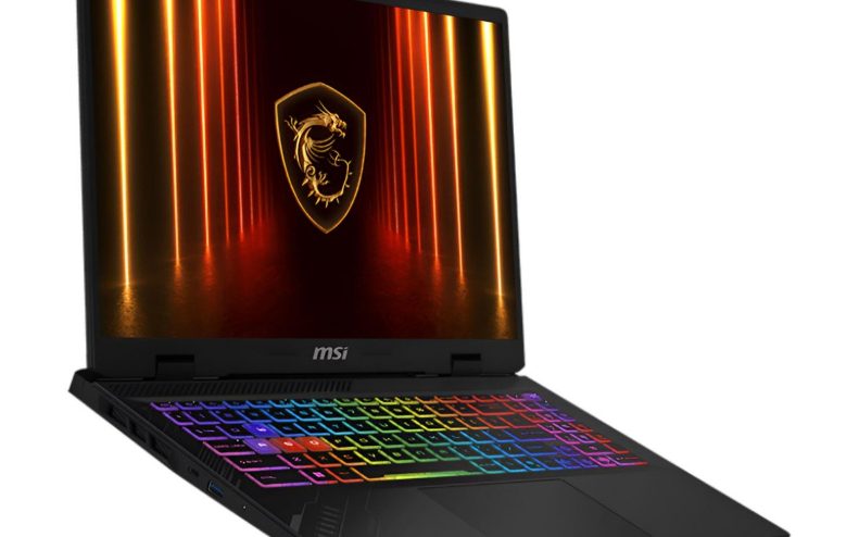 Laptop MSI Crosshair z Ryzen 9 7945HX, 32 GB RAM, 2 TB SSD, 240 Hz i 1600p za 6149 zł