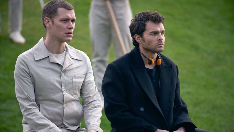 Brave New World (2020) – recenzja serialu [Netflix]. Choć to szaleństwo