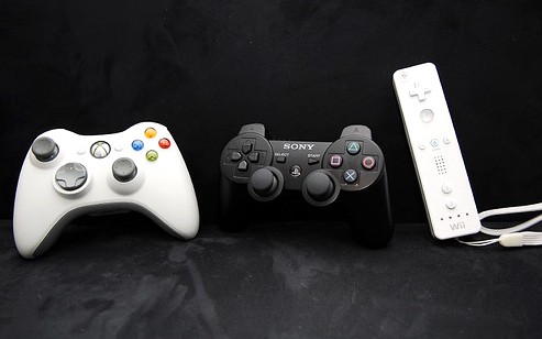 Pachter: obniżka cen PlayStation 3 i Xbox 360 już w lutym