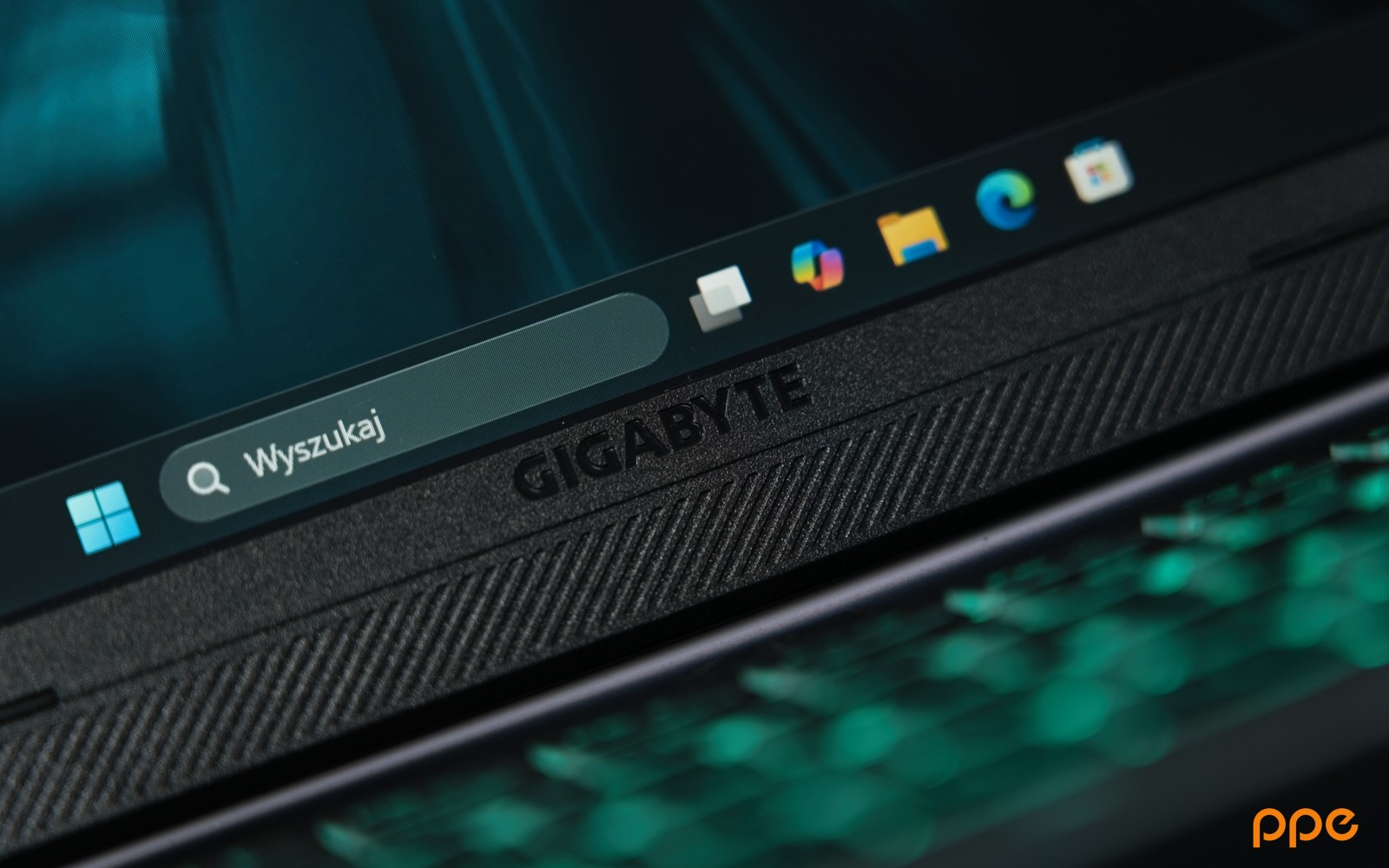 Gigabyte Gaming A16