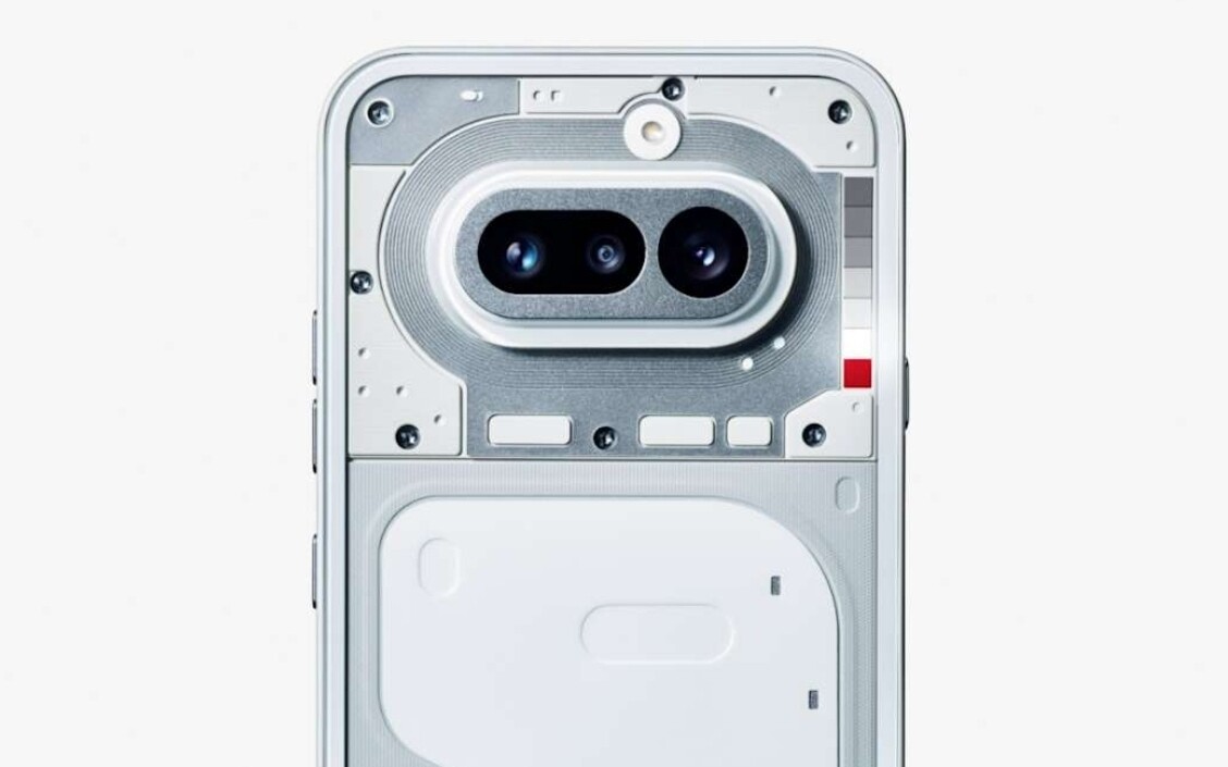 Brak przezroczystości, ale za to gigantyczny zoom. Wyciekł Nothing Phone (4a) Pro