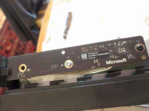 Microsoft próbuje pstryknąć w nos Sony - o ulepszaniu gier i nie tylko