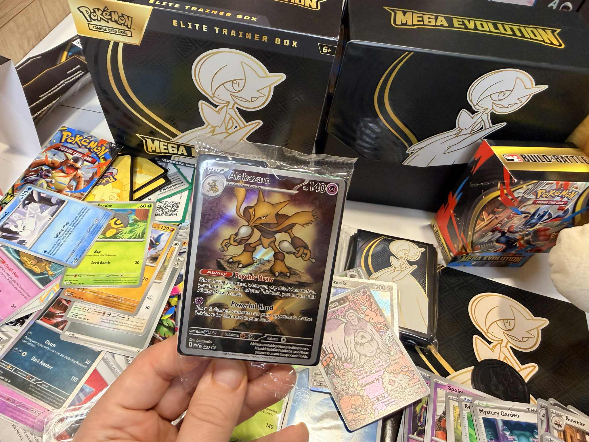 Pokémon TCG: Mega Evolution - Phantasmal Flames #1