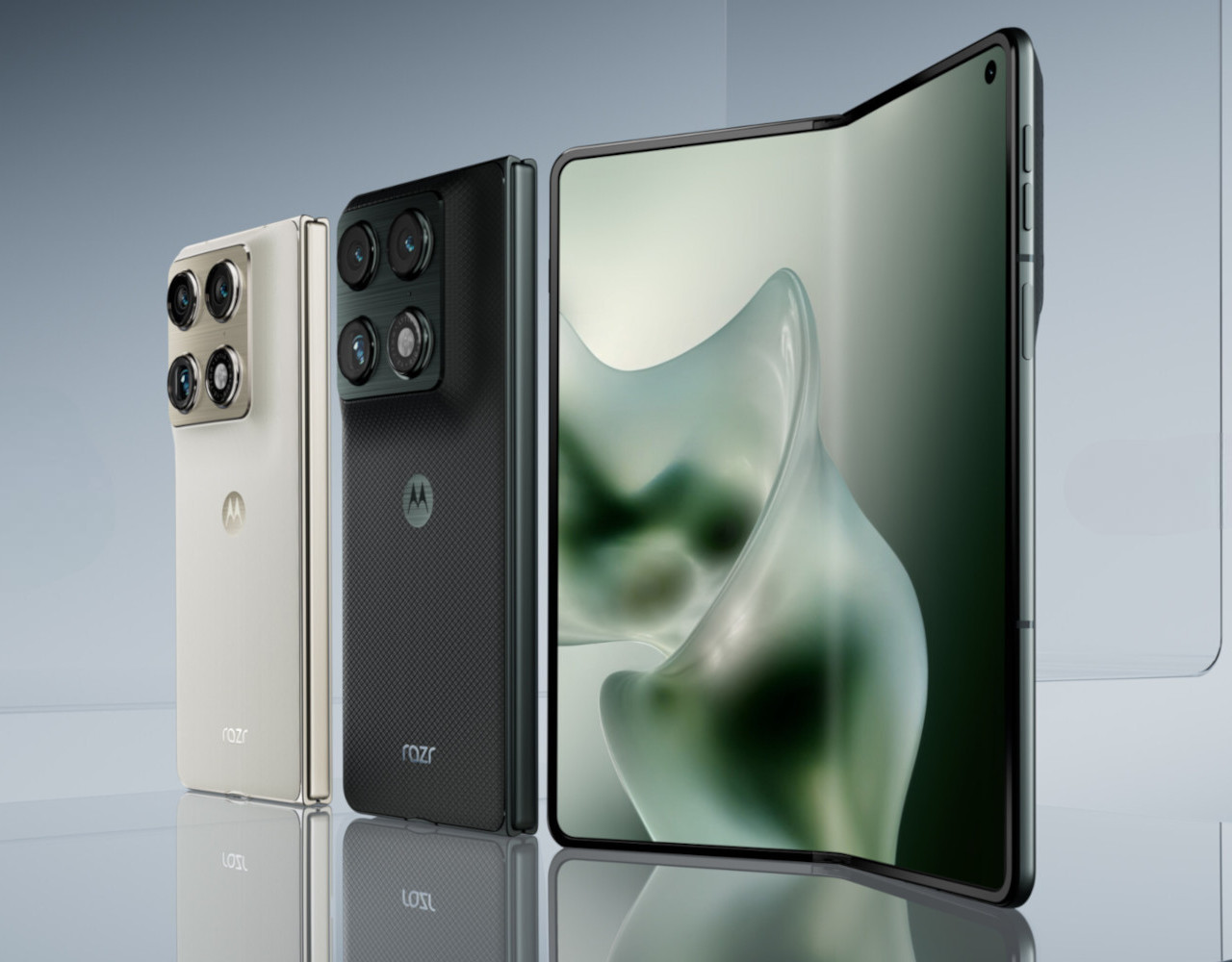 RAZR Fold