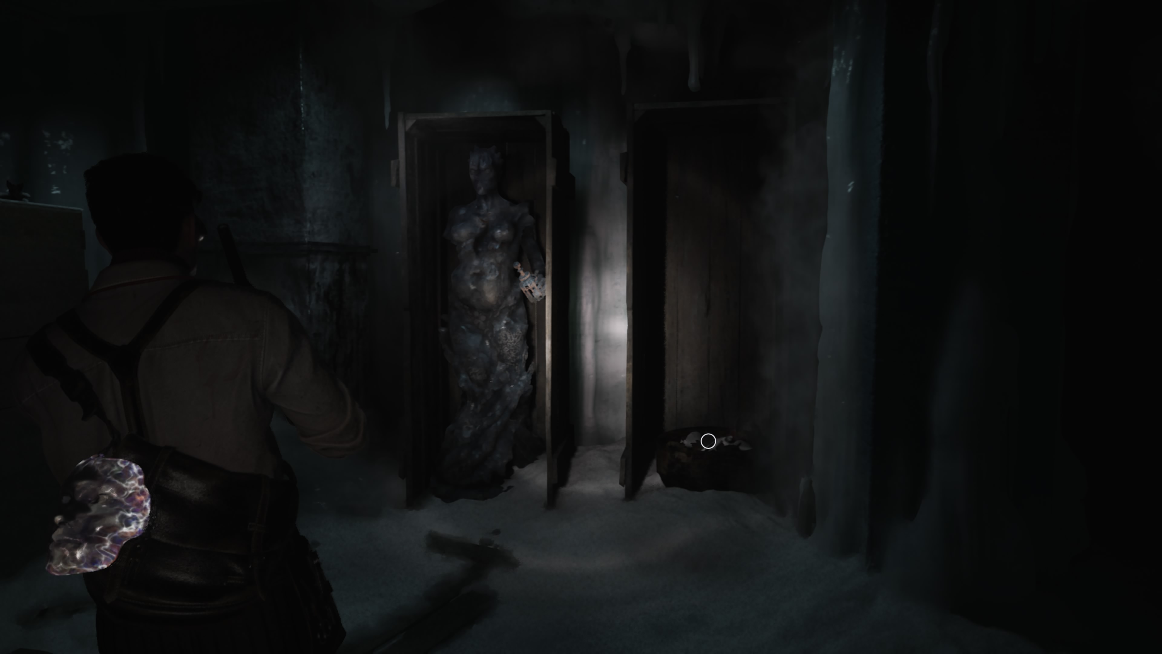 The Sinking City 2 - Targ rybny: bariera, Mama Fishface, Antykithira, trzy butelki, wspomnienie, posągi, statek