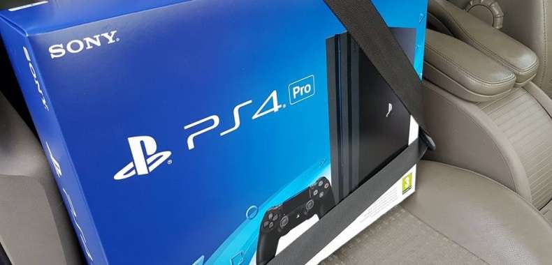 PlayStation 4 Pro - premiera, zawartość, zdjęcia, porównanie, gry, unboxing, wymiana dysku, pierwsze wrażenia